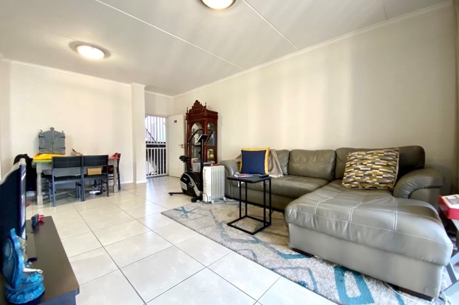 To Let 3 Bedroom Property for Rent in Greenstone Hill Gauteng