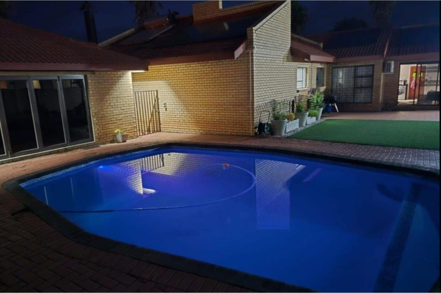 4 Bedroom Property for Sale in Vanderbijlpark SE Gauteng