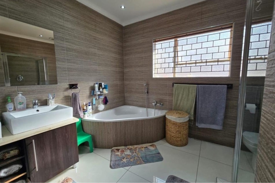 4 Bedroom Property for Sale in Vanderbijlpark SE Gauteng