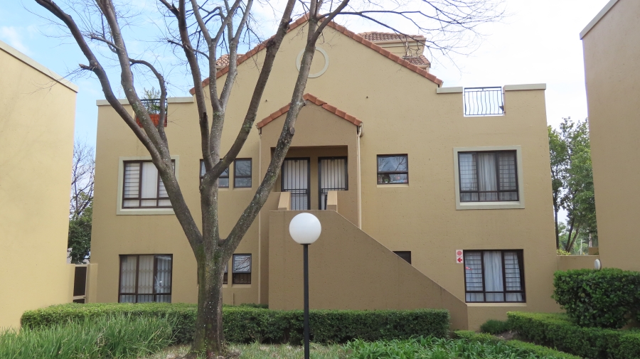 2 Bedroom Property for Sale in Sunninghill Gauteng