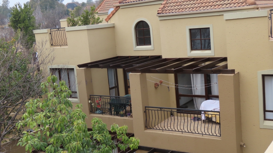 2 Bedroom Property for Sale in Sunninghill Gauteng