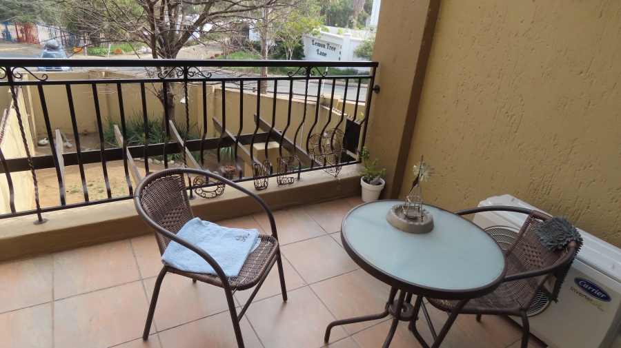 2 Bedroom Property for Sale in Sunninghill Gauteng