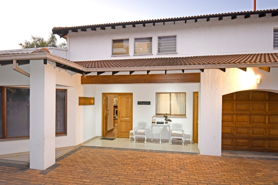 5 Bedroom Property for Sale in Bryanston Gauteng