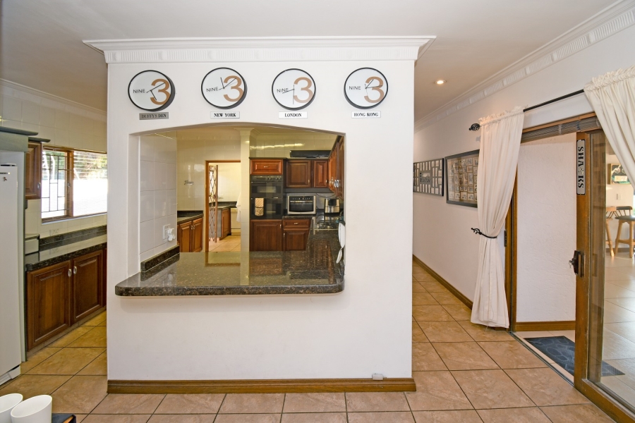 5 Bedroom Property for Sale in Bryanston Gauteng