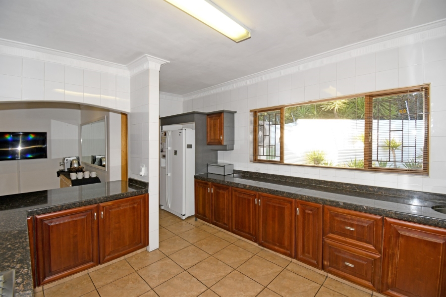 5 Bedroom Property for Sale in Bryanston Gauteng