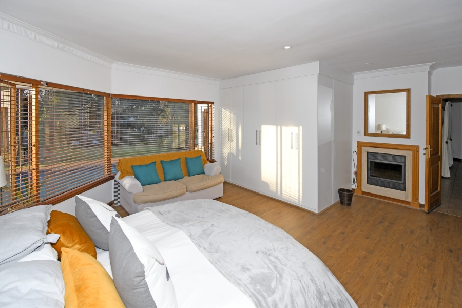 5 Bedroom Property for Sale in Bryanston Gauteng