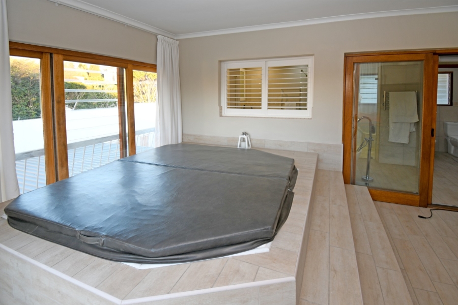 5 Bedroom Property for Sale in Bryanston Gauteng