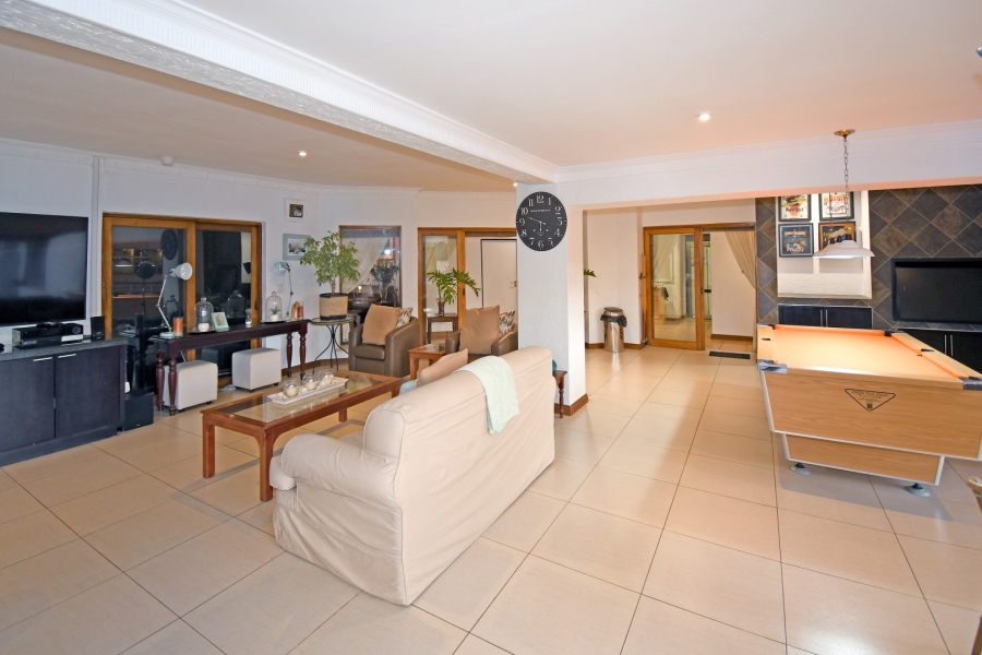 5 Bedroom Property for Sale in Bryanston Gauteng