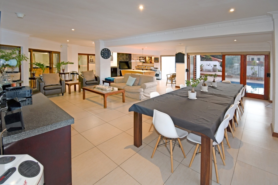 5 Bedroom Property for Sale in Bryanston Gauteng