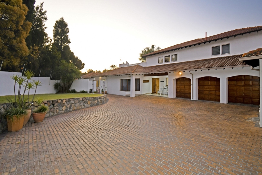 5 Bedroom Property for Sale in Bryanston Gauteng