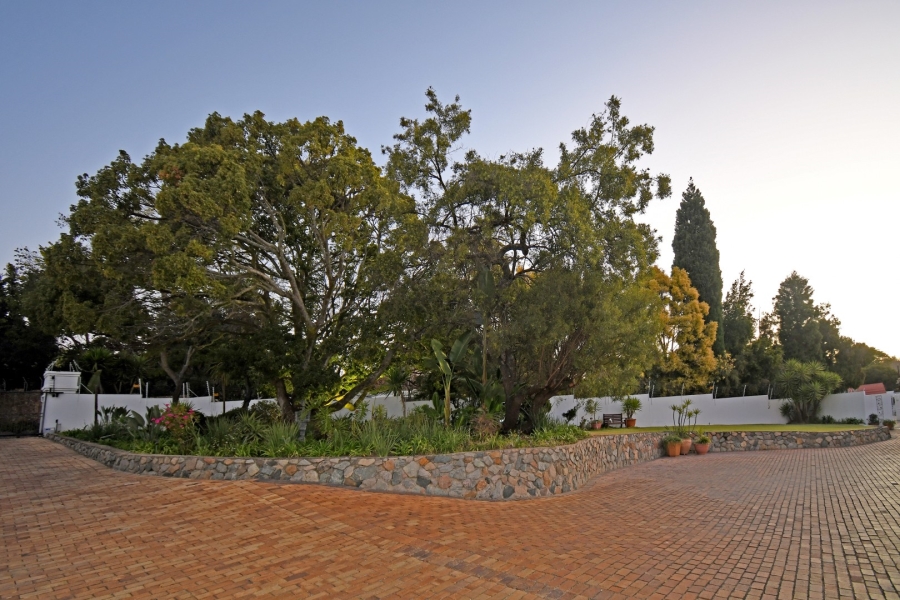 5 Bedroom Property for Sale in Bryanston Gauteng