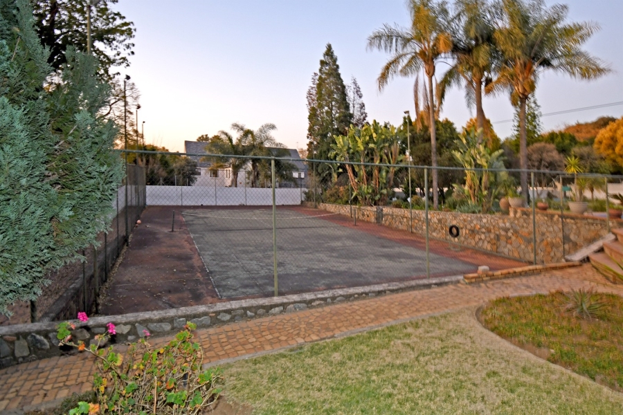 5 Bedroom Property for Sale in Bryanston Gauteng
