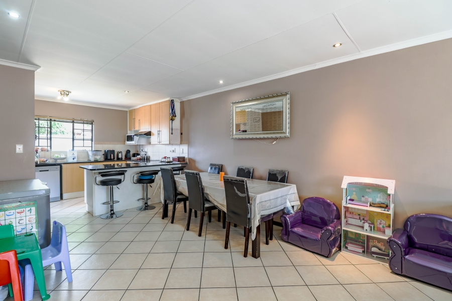 3 Bedroom Property for Sale in Monavoni Gauteng