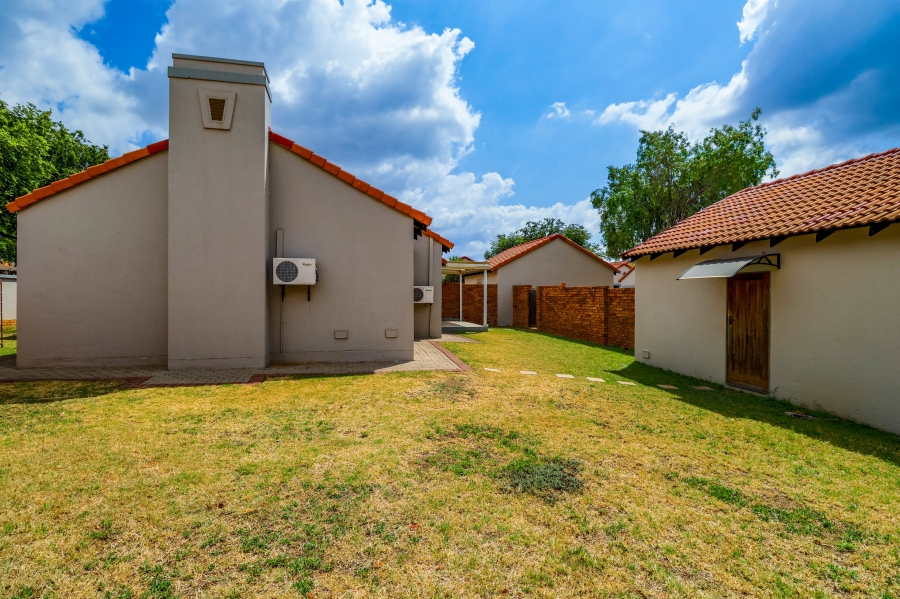 3 Bedroom Property for Sale in Monavoni Gauteng