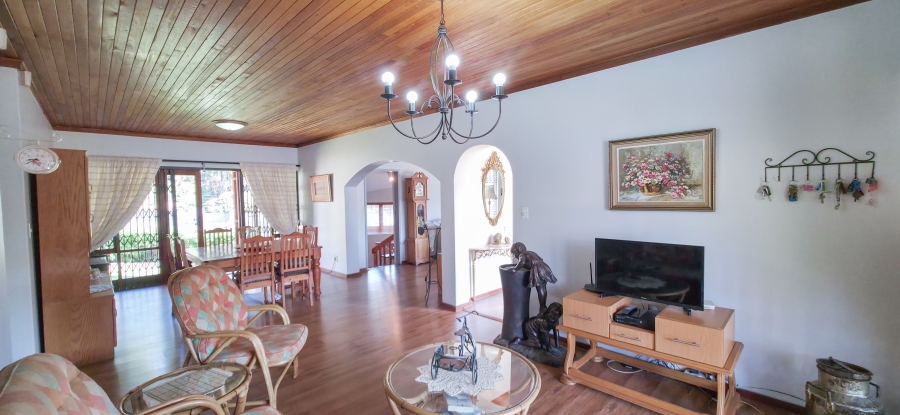 3 Bedroom Property for Sale in Garsfontein Gauteng