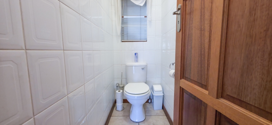 3 Bedroom Property for Sale in Garsfontein Gauteng