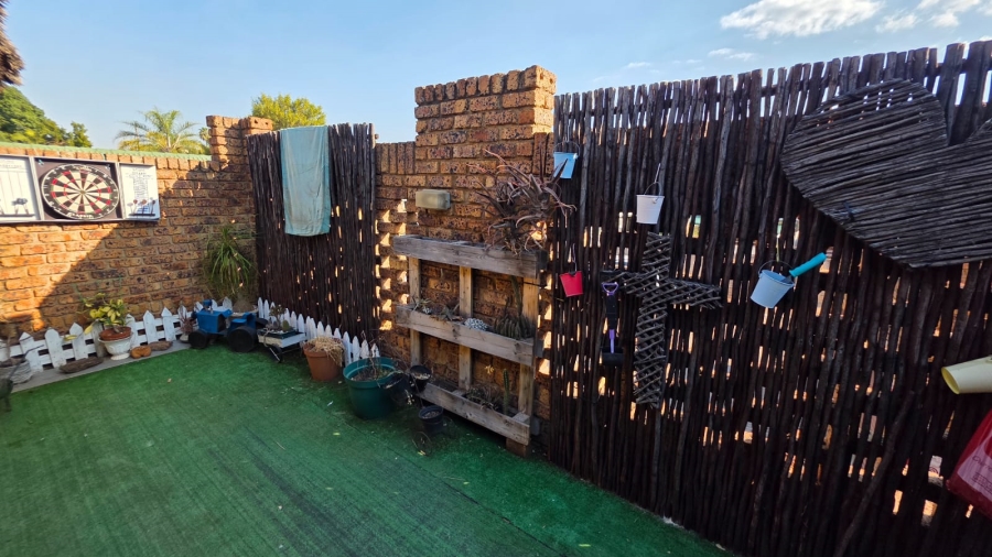 3 Bedroom Property for Sale in Doornpoort Gauteng