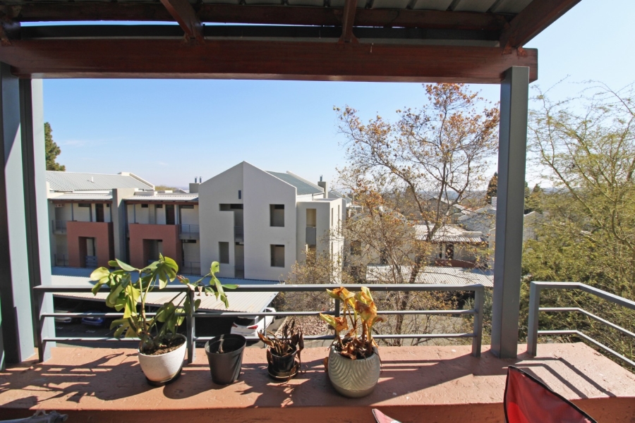 2 Bedroom Property for Sale in Bryanston Gauteng