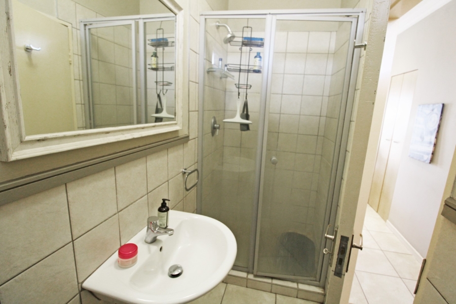 2 Bedroom Property for Sale in Bryanston Gauteng