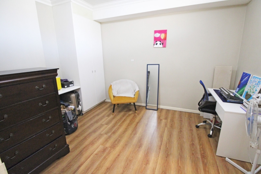 2 Bedroom Property for Sale in Bryanston Gauteng