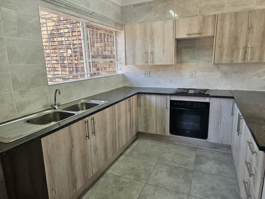 3 Bedroom Property for Sale in Rant En Dal Gauteng