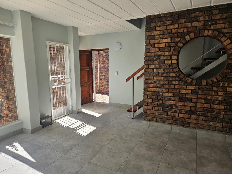 3 Bedroom Property for Sale in Rant En Dal Gauteng