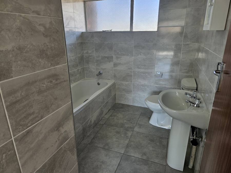 3 Bedroom Property for Sale in Rant En Dal Gauteng