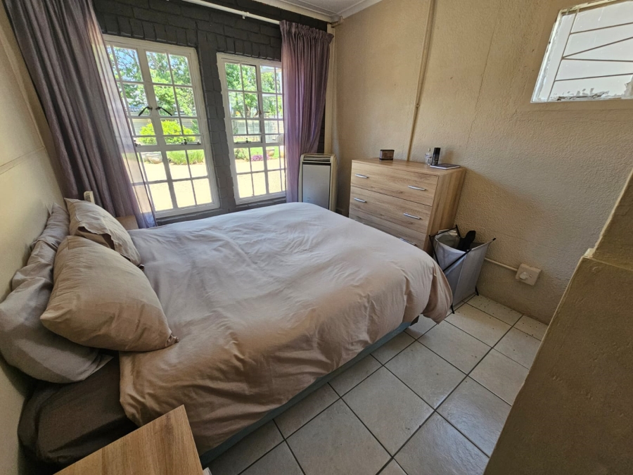 To Let 1 Bedroom Property for Rent in Brackendowns Gauteng