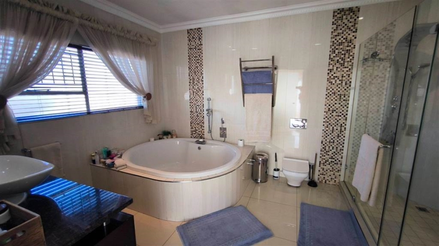 4 Bedroom Property for Sale in Brackenhurst Gauteng