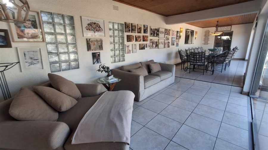 4 Bedroom Property for Sale in Brackenhurst Gauteng