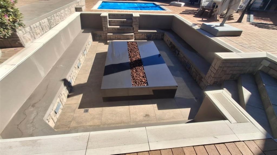 4 Bedroom Property for Sale in Brackenhurst Gauteng