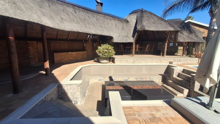 4 Bedroom Property for Sale in Brackenhurst Gauteng