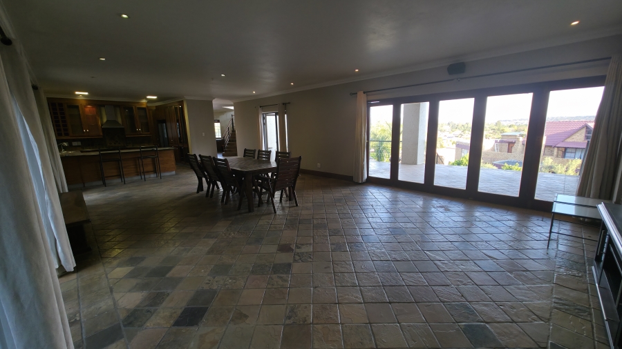 3 Bedroom Property for Sale in Faerie Glen Gauteng