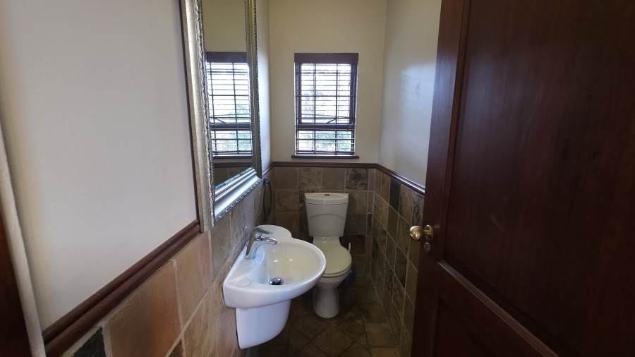 3 Bedroom Property for Sale in Faerie Glen Gauteng
