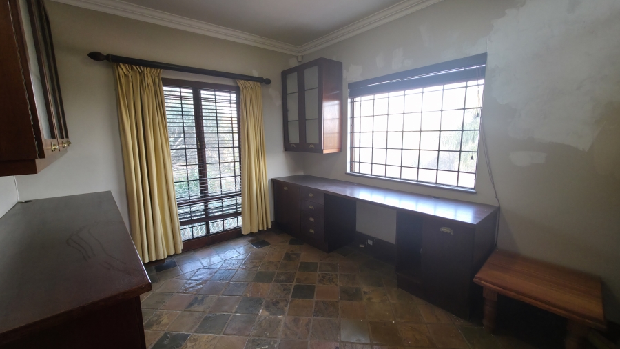 3 Bedroom Property for Sale in Faerie Glen Gauteng