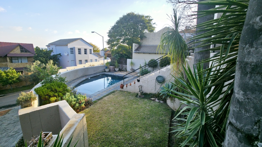 3 Bedroom Property for Sale in Faerie Glen Gauteng