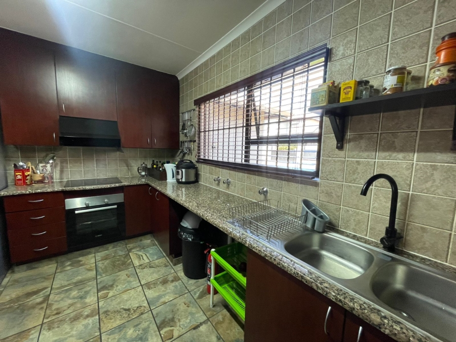2 Bedroom Property for Sale in Chancliff A H Gauteng