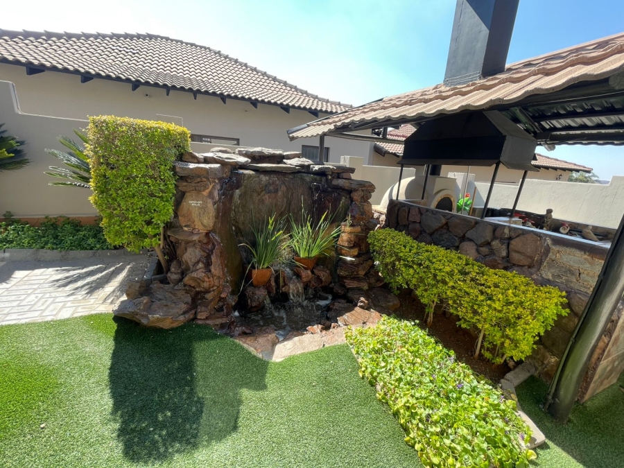 2 Bedroom Property for Sale in Chancliff A H Gauteng