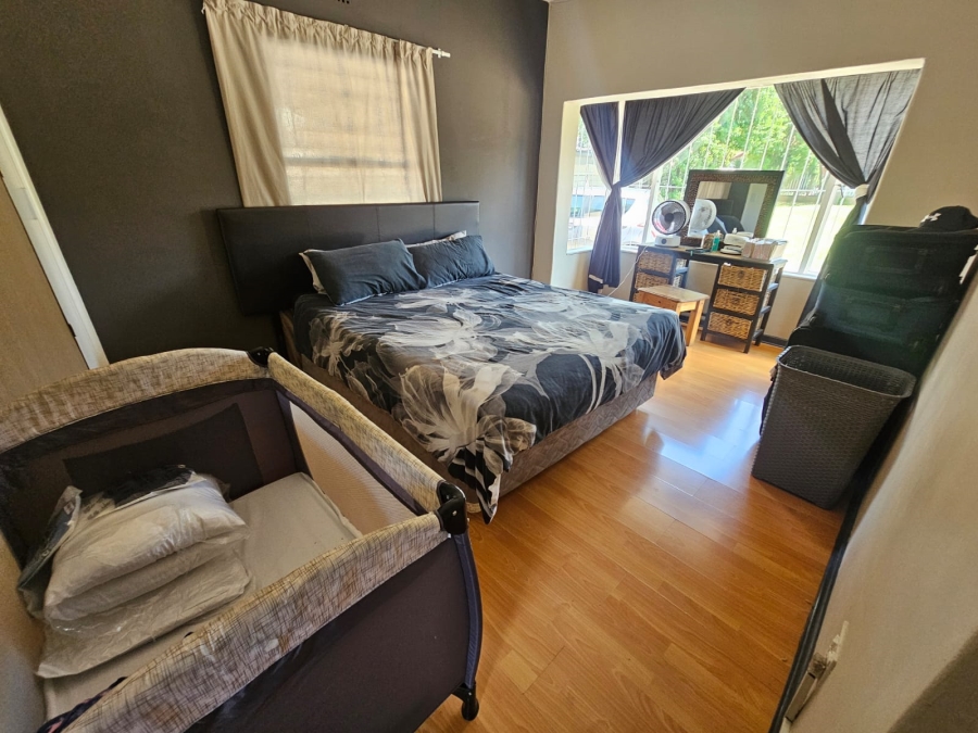 To Let 3 Bedroom Property for Rent in Brackendowns Gauteng