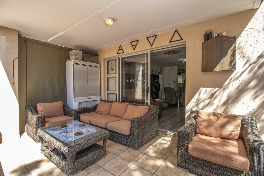 2 Bedroom Property for Sale in Sharonlea Gauteng