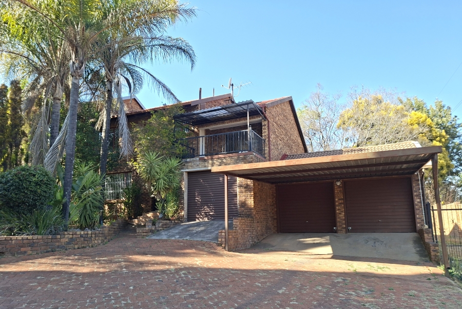 3 Bedroom Property for Sale in Moreleta Park Gauteng