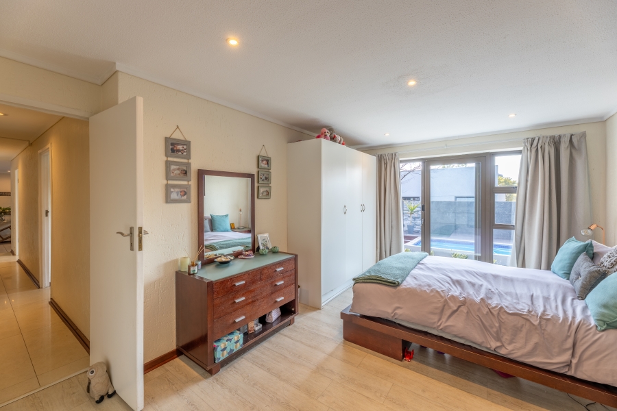 To Let 4 Bedroom Property for Rent in Fourways Gauteng