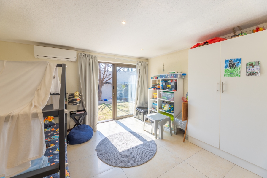 To Let 4 Bedroom Property for Rent in Fourways Gauteng