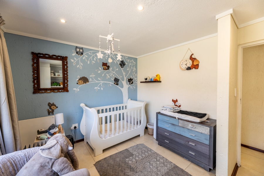 To Let 4 Bedroom Property for Rent in Fourways Gauteng