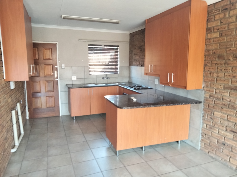 2 Bedroom Property for Sale in Rangeview Gauteng