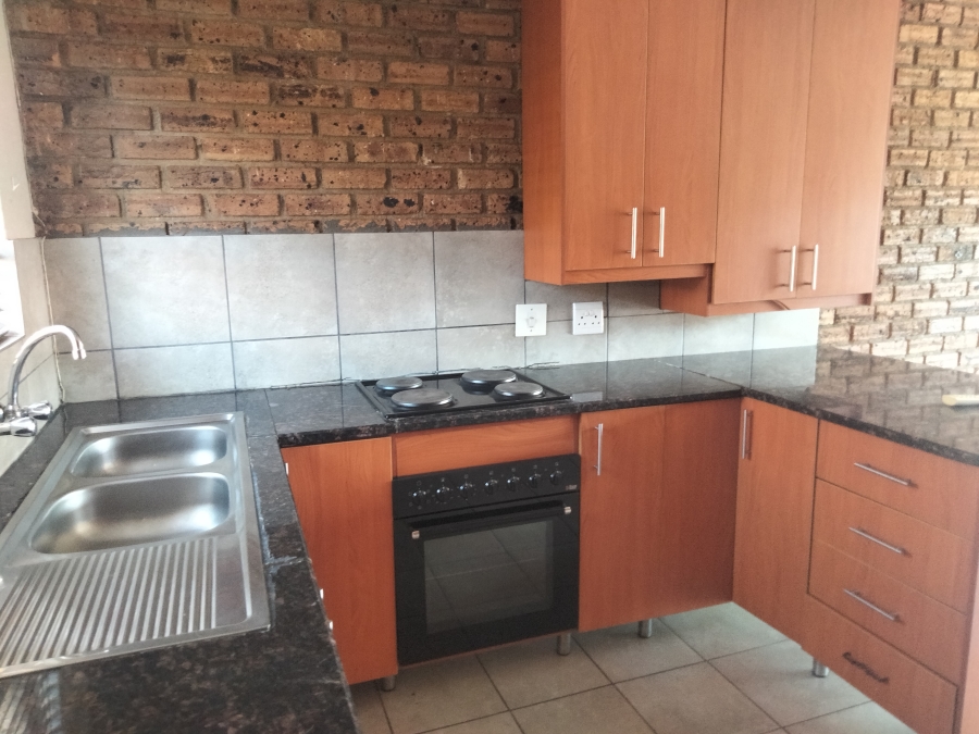 2 Bedroom Property for Sale in Rangeview Gauteng