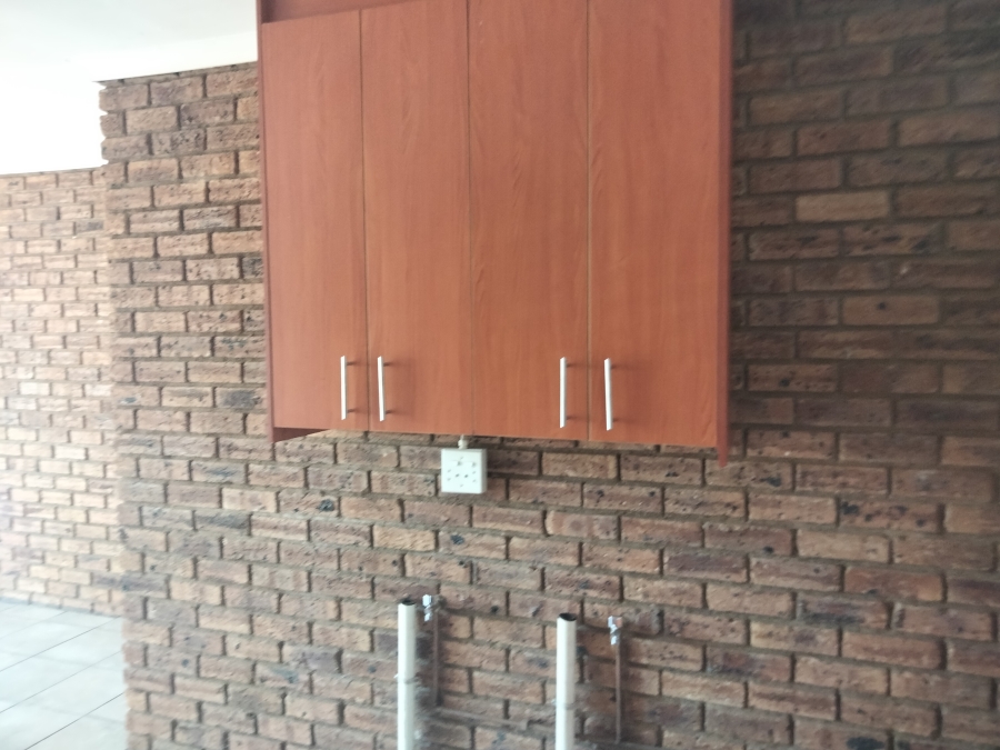 2 Bedroom Property for Sale in Rangeview Gauteng