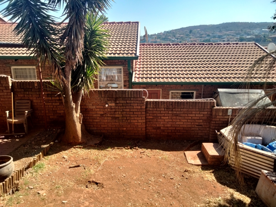 2 Bedroom Property for Sale in Rangeview Gauteng