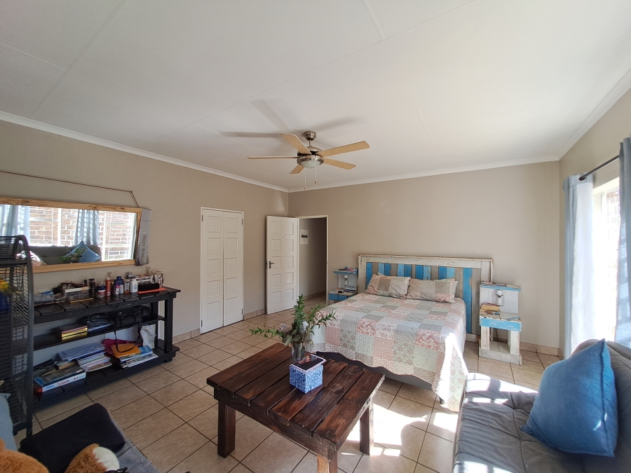 5 Bedroom Property for Sale in Jordaan Park Gauteng