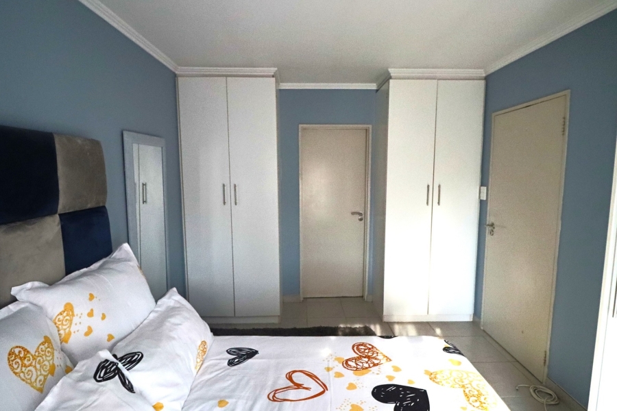 1 Bedroom Property for Sale in Rivonia Gauteng
